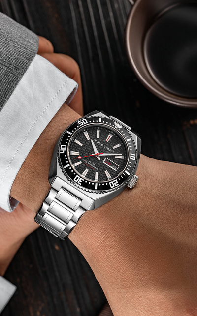 Neptune Automatic Black